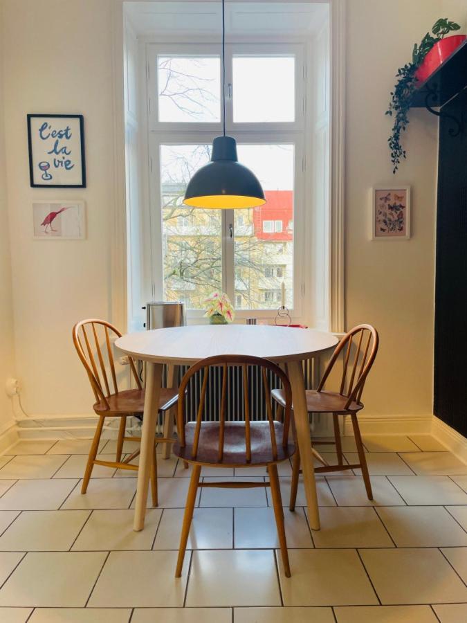 Cool And Light 2 Room Apartment In Sofo 스톡홀름 외부 사진