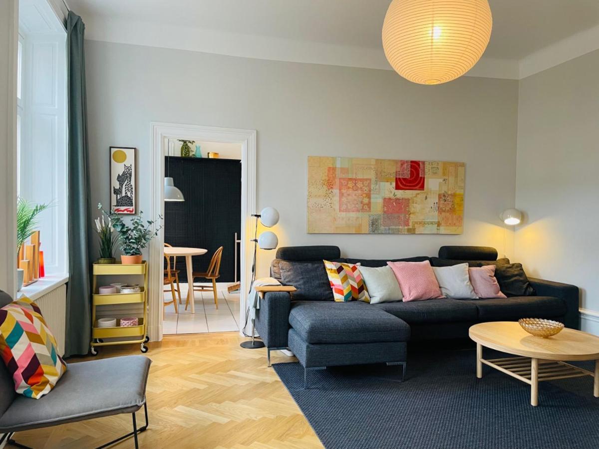 Cool And Light 2 Room Apartment In Sofo 스톡홀름 외부 사진